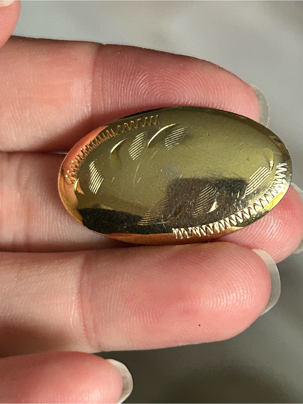 4/$100 Gold Tone Wearable Accessory - Oval Smart Wearable brooch